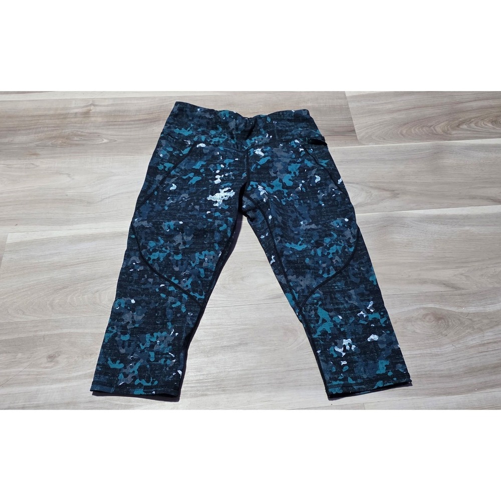 Sweaty Betty The Power Capri Leggings Camo Blue Black Size S Yoga Gym SB4739A